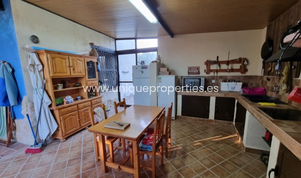 Resale - House -
Orihuela - Benferri