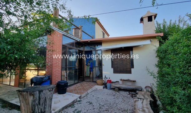 Resale - House -
Orihuela - Benferri