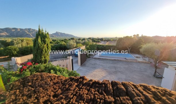 Resale - House -
Orihuela - Benferri
