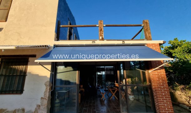 Resale - House -
Orihuela - Benferri