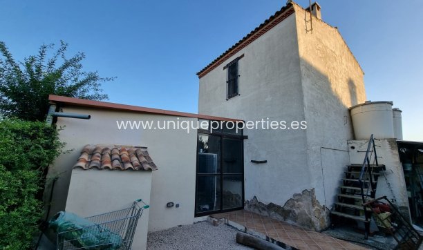 Resale - House -
Orihuela - Benferri