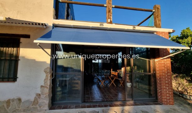 Resale - House -
Orihuela - Benferri