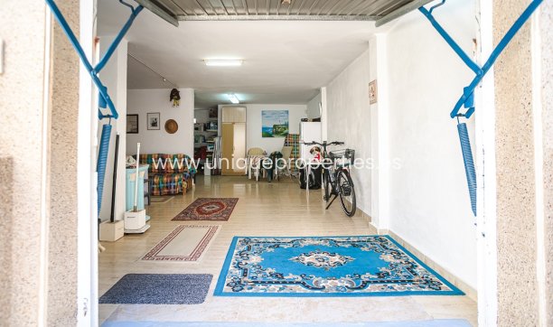 Resale - Villa -
Orihuela Costa - Los Altos