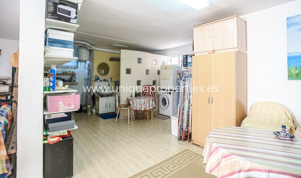 Resale - Villa -
Orihuela Costa - Los Altos