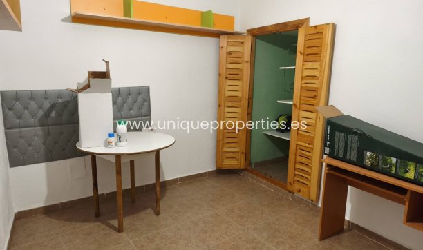 Resale - Cave House -
Cortes de Baza