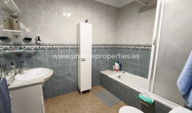 Resale - Cave House -
Cortes de Baza