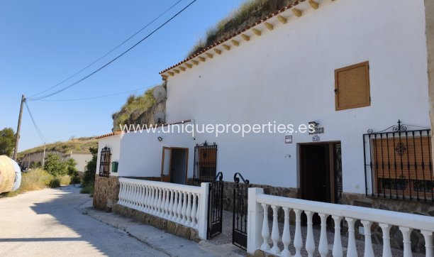 Resale - Cave House -
Cortes de Baza