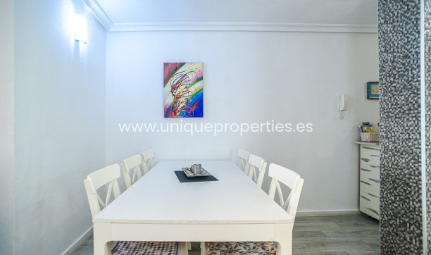 Herverkoop - Apartment -
Torrevieja