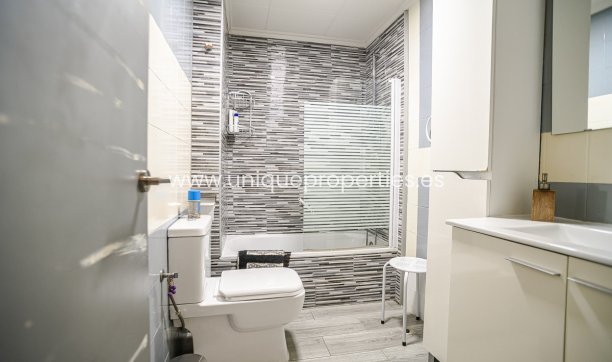 Herverkoop - Apartment -
Torrevieja