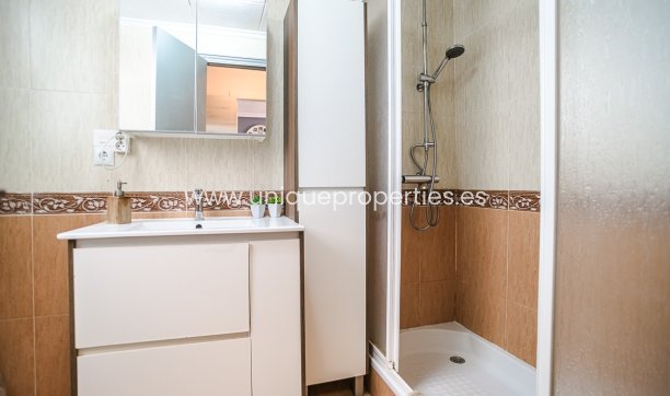 Herverkoop - Apartment -
Torrevieja