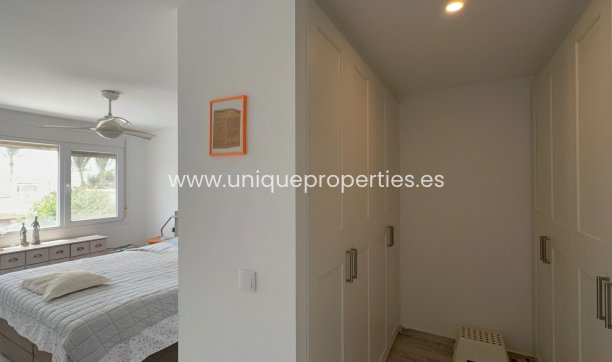 Resale - Villa -
Torrevieja - Torreta - Florida