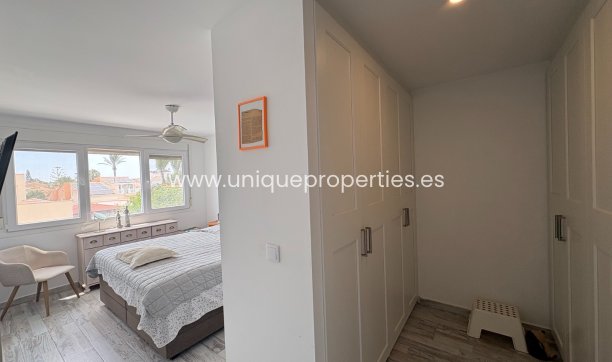 Resale - Villa -
Torrevieja - Torreta - Florida