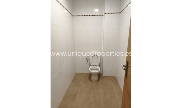 Resale - Commercial -
Tijola