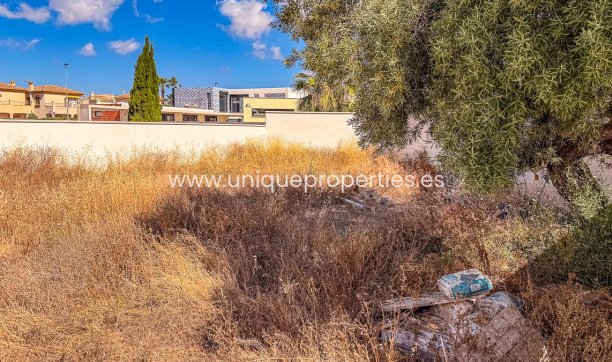 Resale - Land -
Santiago de la Ribera - zona san blas