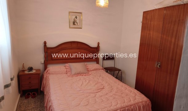 Resale - Cave House -
Castril