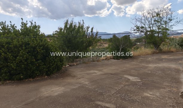Resale - Cave House -
Castril