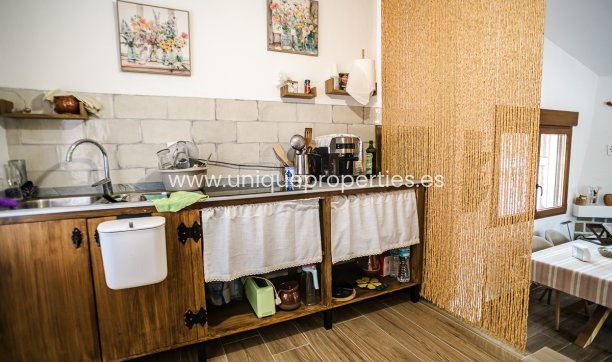 Resale - House -
LA TERCIA - La Tercia