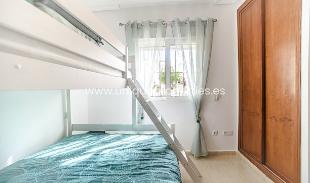 Herverkoop - Apartment -
Orihuela Costa