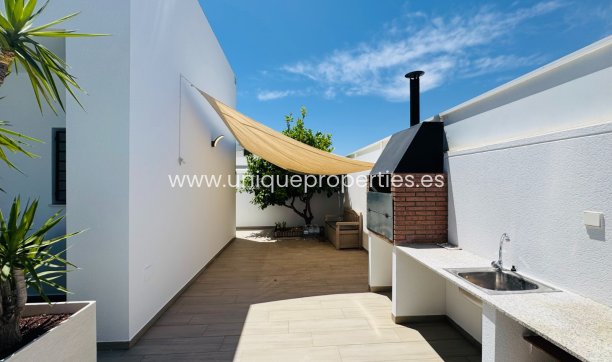 Resale - Villa -
San Pedro del Pinatar - Lo pagan