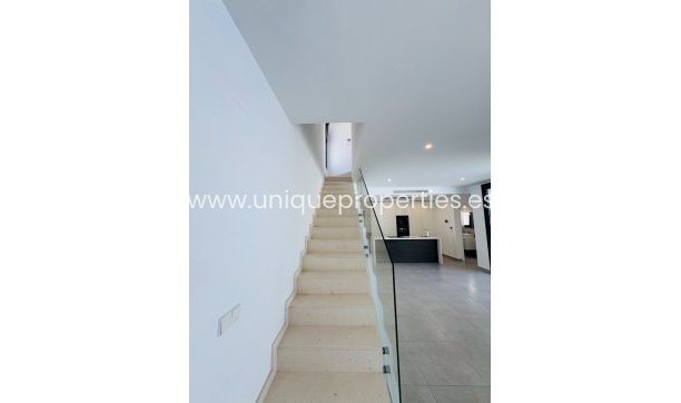 Resale - Villa -
San Pedro del Pinatar - Lo pagan