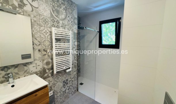 Resale - Villa -
San Pedro del Pinatar - Lo pagan