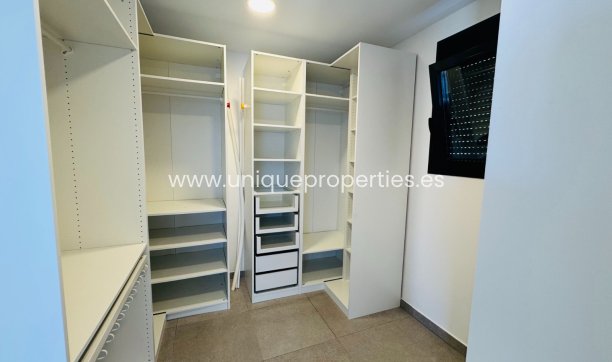 Resale - Villa -
San Pedro del Pinatar - Lo pagan