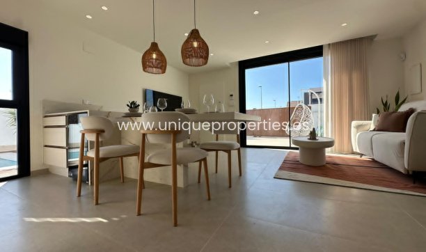 Resale - House -
San Javier - Santiago de la Ribera