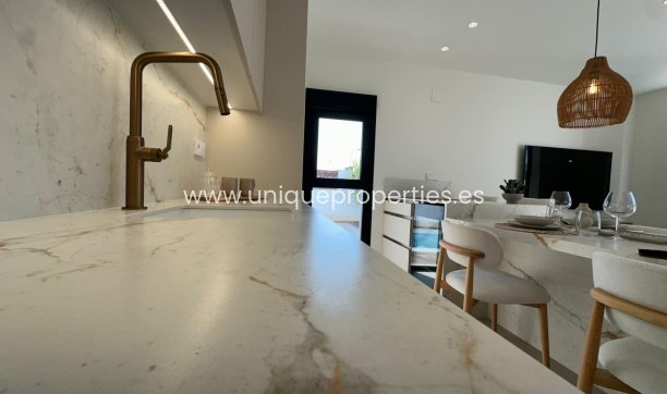 Resale - House -
San Javier - Santiago de la Ribera