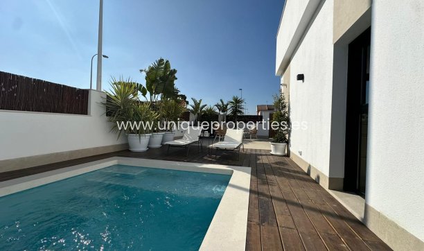 Resale - House -
San Javier - Santiago de la Ribera