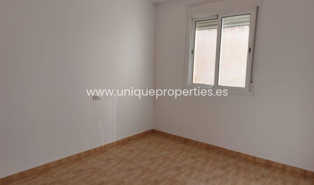 Revente - Apartment -
Albox