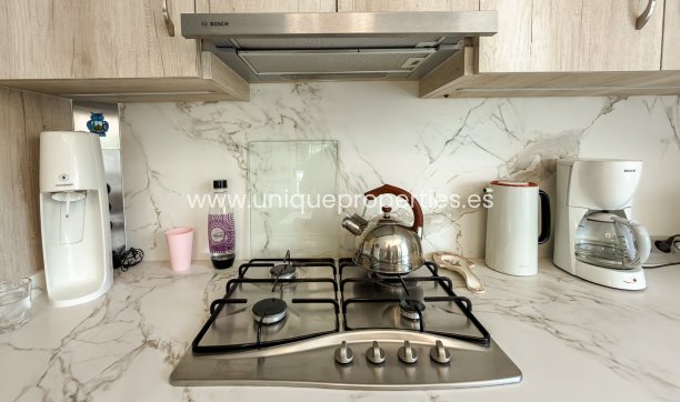 Reventa - House -
CATRAL - Catral