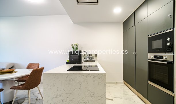 Revente - Apartment -
Torrevieja