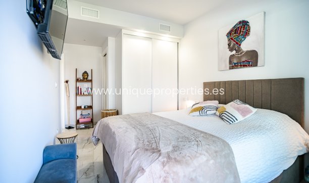Revente - Apartment -
Torrevieja