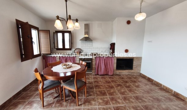 Resale - Cave House -
Huescar