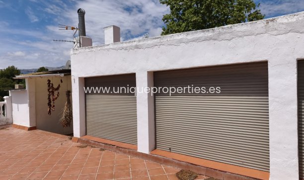 Resale - Villa -
Castril