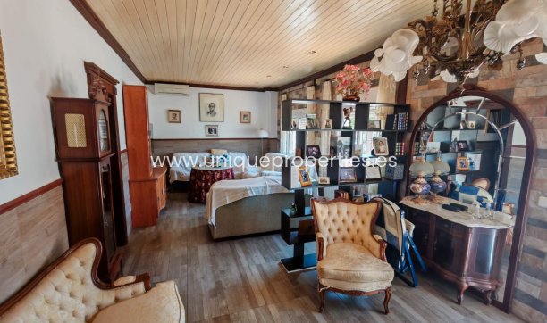 Resale - Village House -
Cantoria
