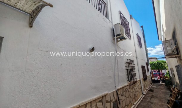 Resale - Village House -
Cantoria