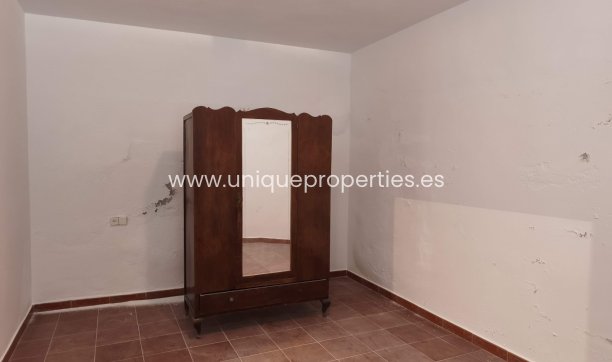 Herverkoop - Village House -
Olula del Rio