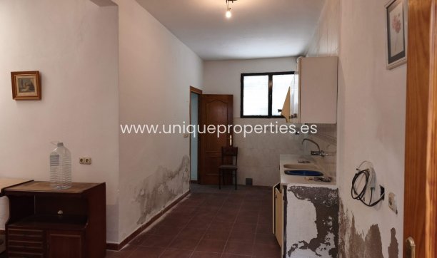 Herverkoop - Village House -
Olula del Rio