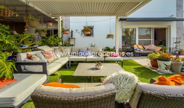Resale - Villa -
Torrevieja - Torreta - Florida