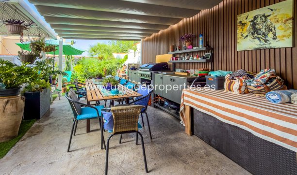 Resale - Villa -
Torrevieja - Torreta - Florida
