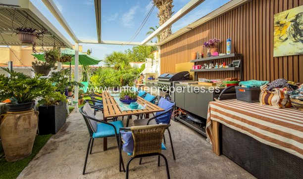 Resale - Villa -
Torrevieja - Torreta - Florida