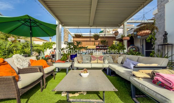 Resale - Villa -
Torrevieja - Torreta - Florida