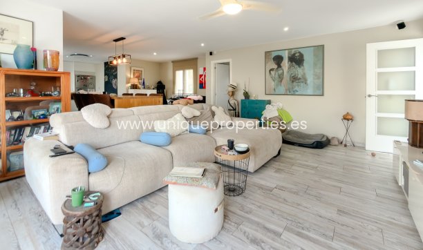 Resale - Villa -
Torrevieja - Torreta - Florida