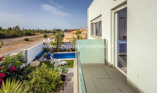 Resale - Villa -
Torrevieja - Torreta - Florida