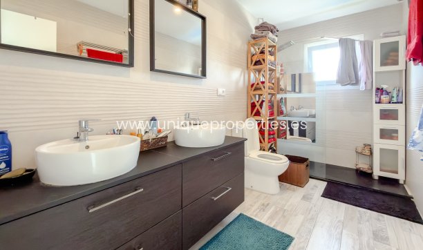 Resale - Villa -
Torrevieja - Torreta - Florida