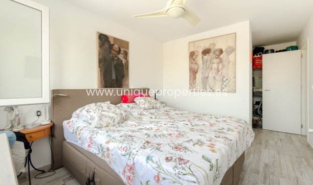 Resale - Villa -
Torrevieja - Torreta - Florida
