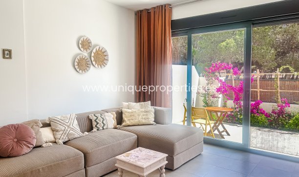 Resale - Apartment -
Santiago de la Ribera - zona san blas