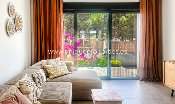 Resale - Apartment -
Santiago de la Ribera - zona san blas
