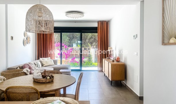 Resale - Apartment -
Santiago de la Ribera - zona san blas